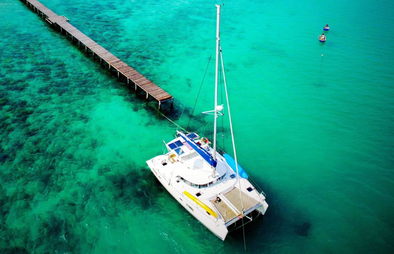 Group Island Spirit Yacht Charter, Ownership and Sailing School
